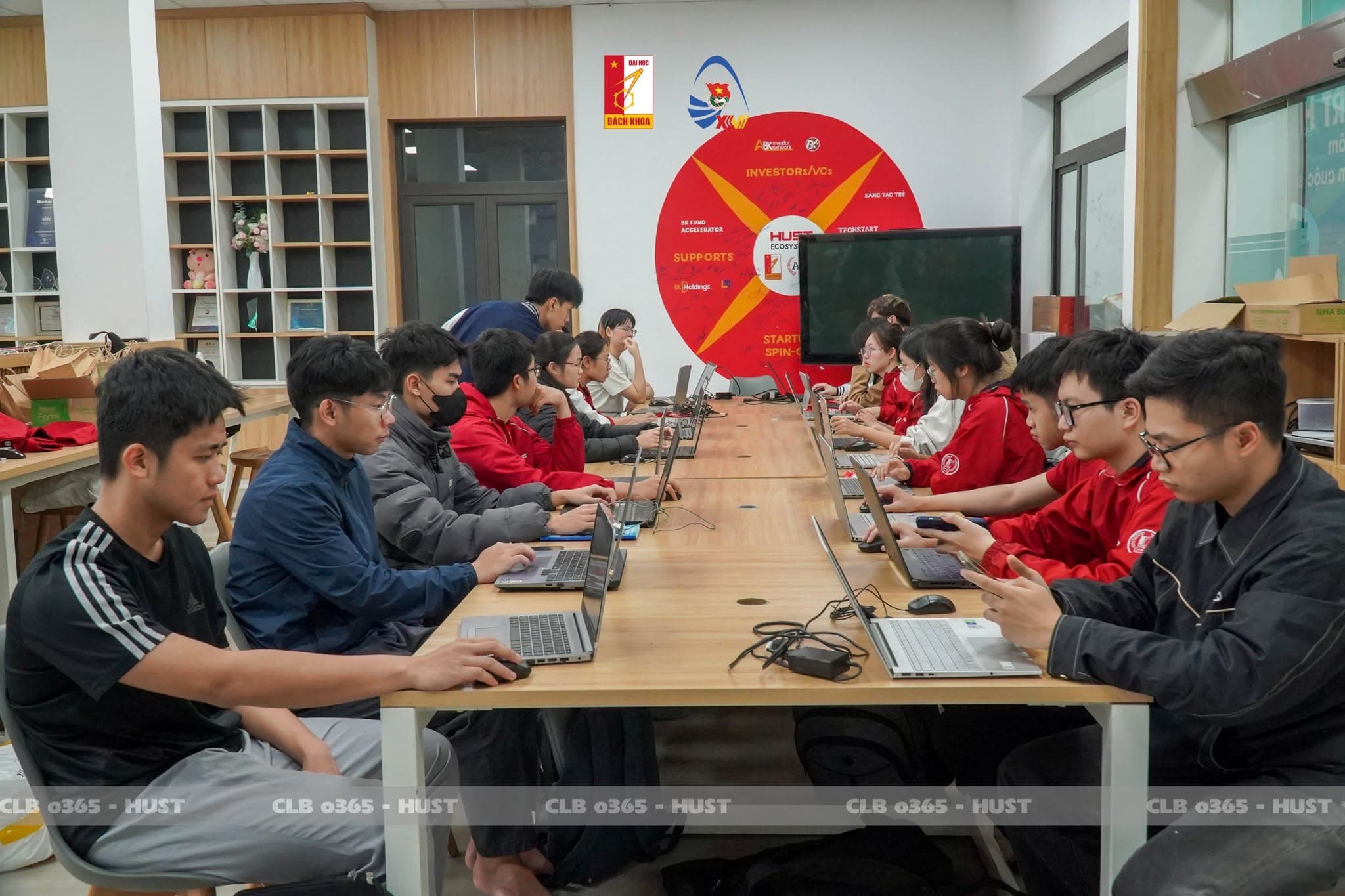 Hỗ trợ đào tạo kỹ năng mềm và Microsoft 365
