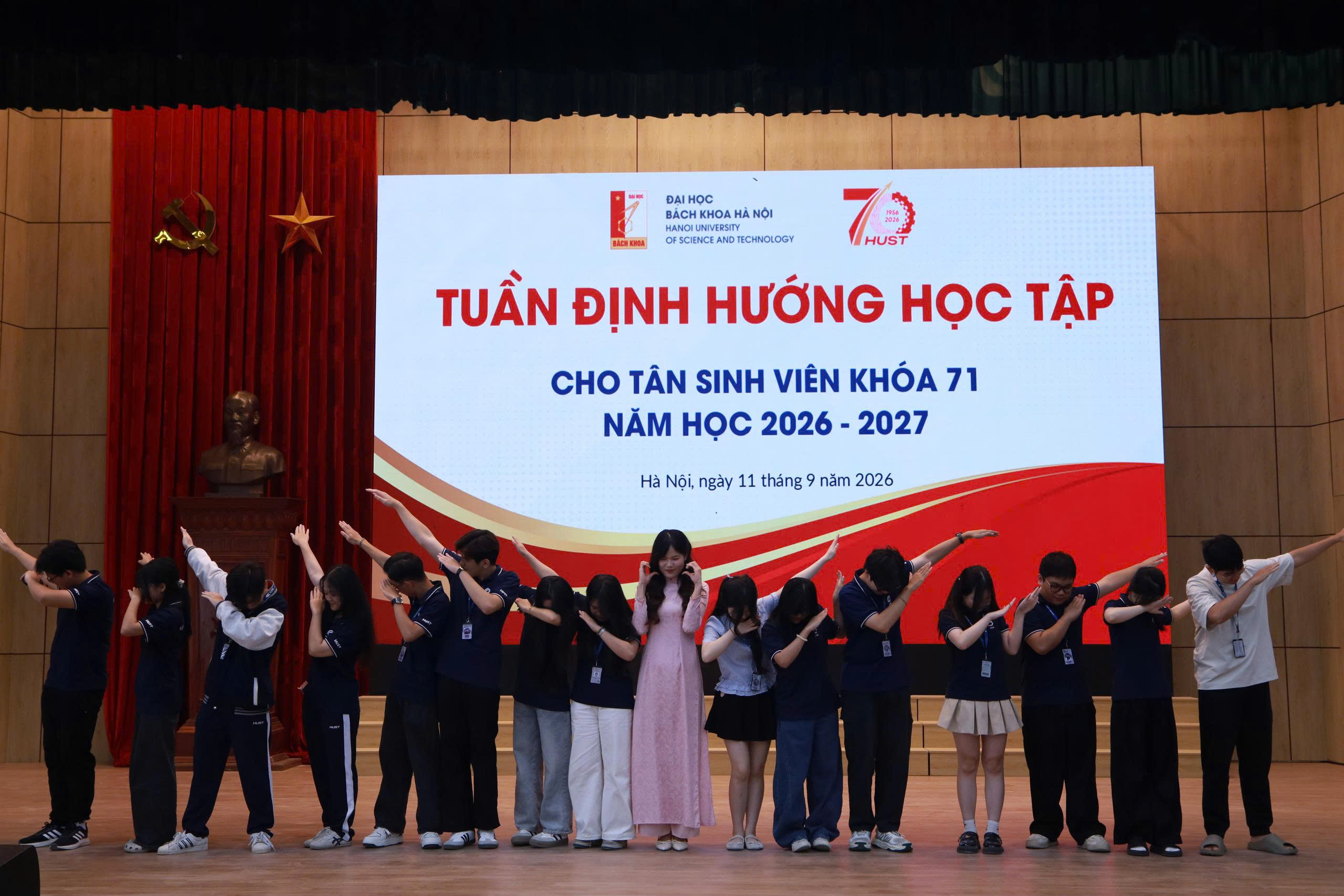 Khoảnh khắc CLB o365-HUST 05