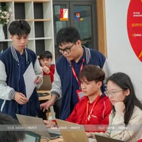 Khoảnh khắc CLB o365-HUST 06
