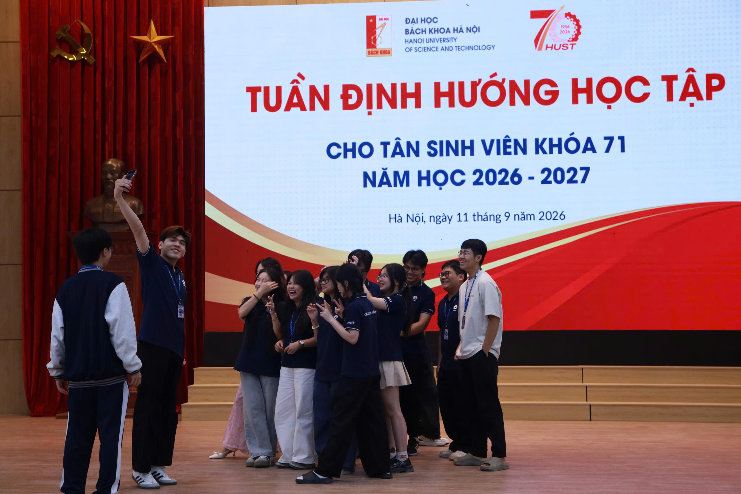 Khoảnh khắc CLB o365-HUST 08